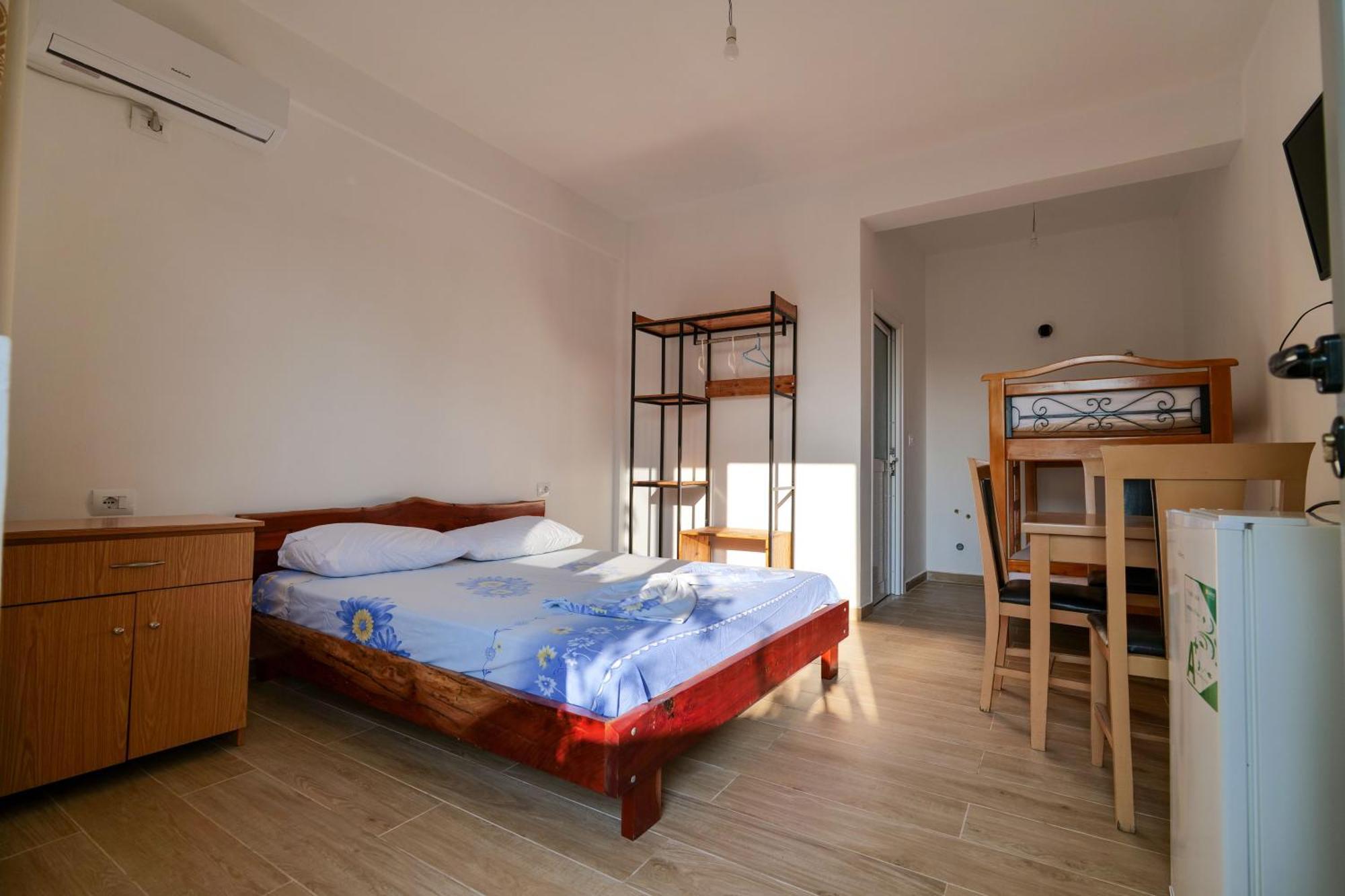 Tropikal Freskia Bunec Sarandë Exterior foto