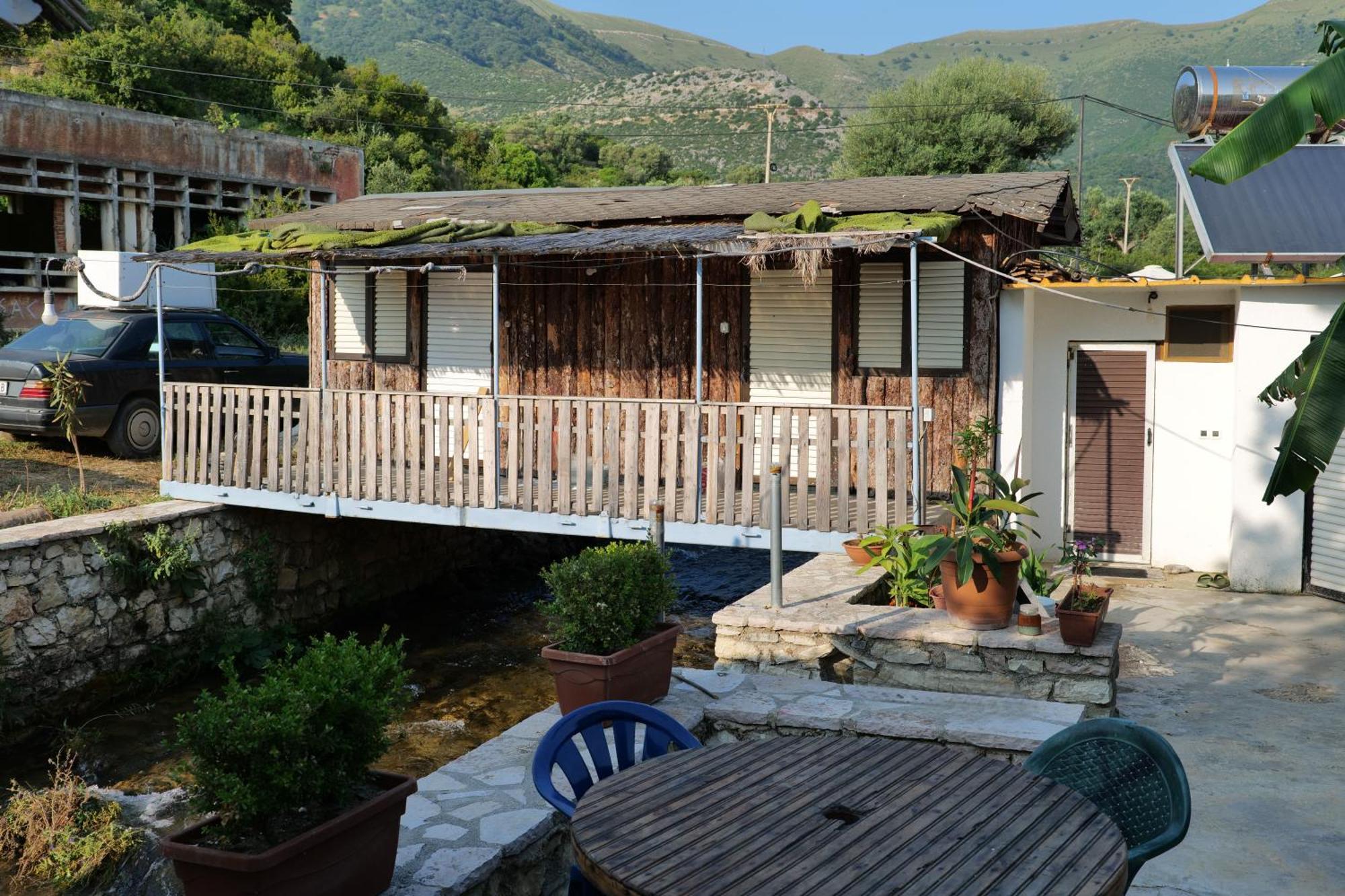 Tropikal Freskia Bunec Sarandë Exterior foto