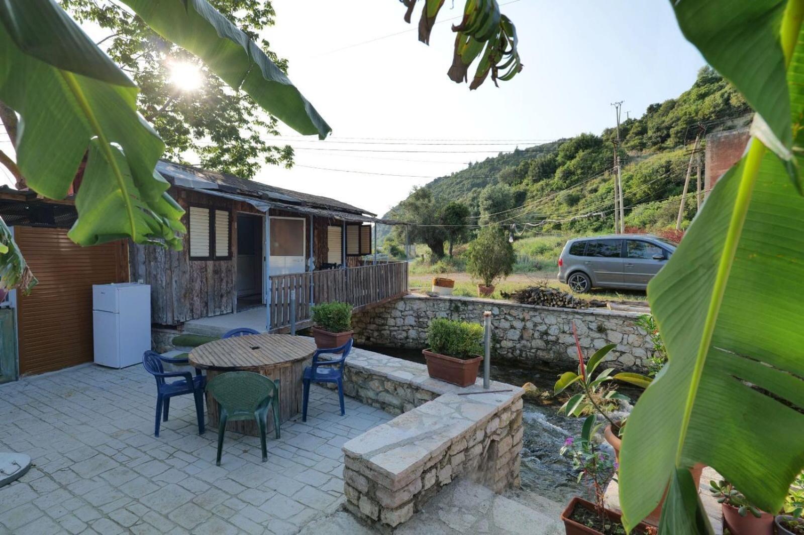 Tropikal Freskia Bunec Sarandë Exterior foto